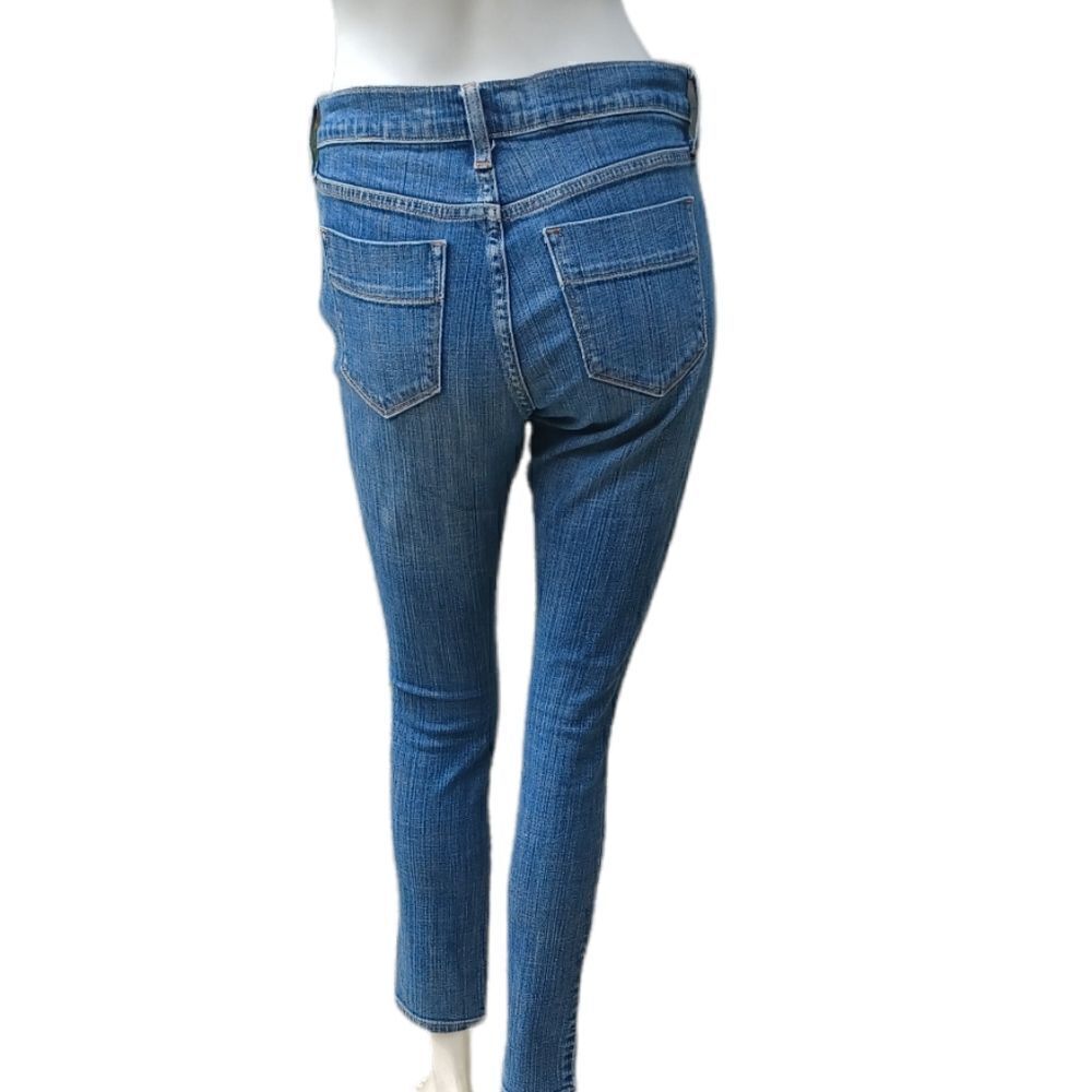 43504...Old Navy Sweetheart Skinny Size 2 Short, W26" 23"Inseam. 8"Rise - Picture 4 of 6